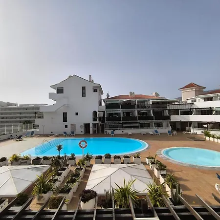 Apartment Fanabe *